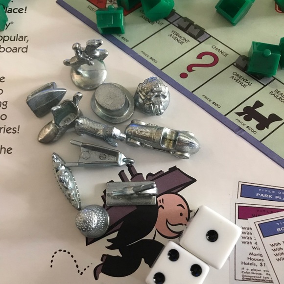 "65th Anniversary Monopoly 2000 - Celebrate With the Classic Board Game!" - Picture 2 of 6